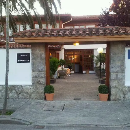 Montecristo Hotel 2*