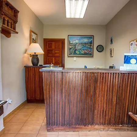 Hotel Montecristo 2*