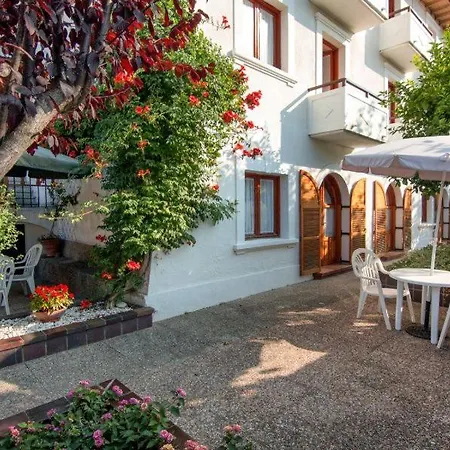 Montecristo Hotel 2*