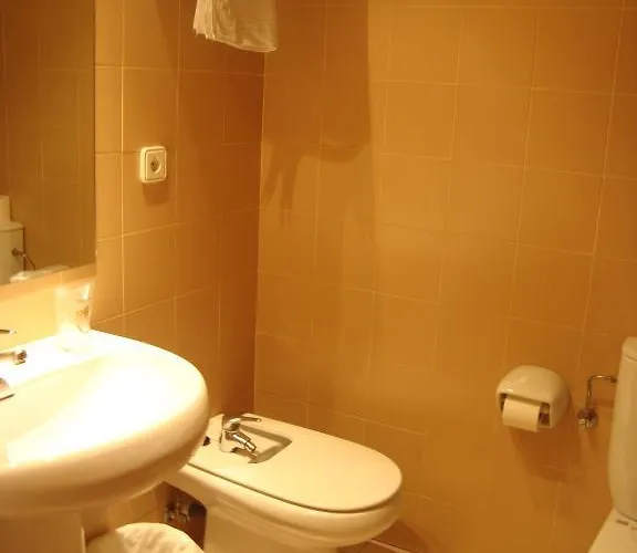 Montecristo Hotel Laredo