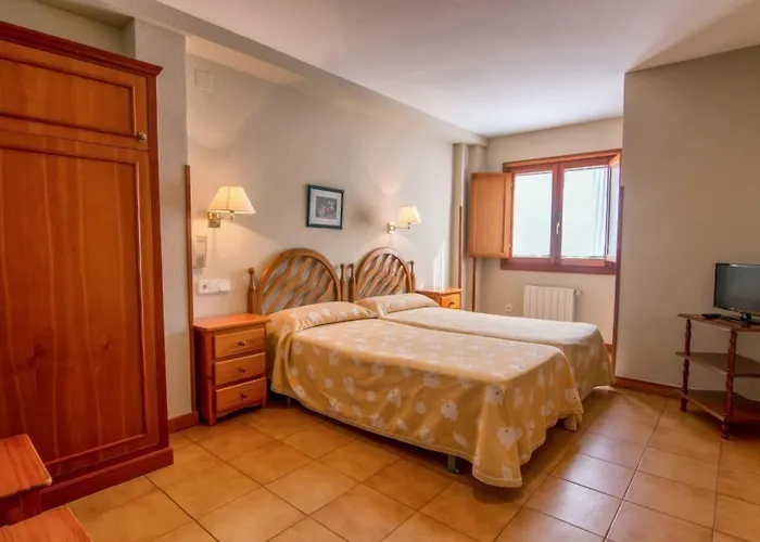 Montecristo Hotel 2*