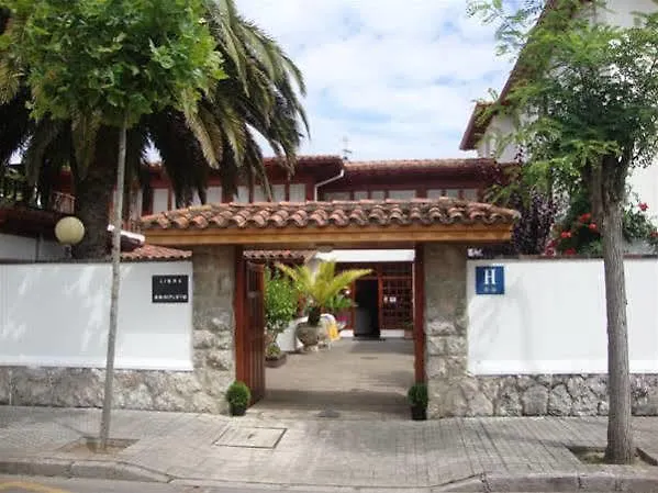 Hotel Montecristo 2*